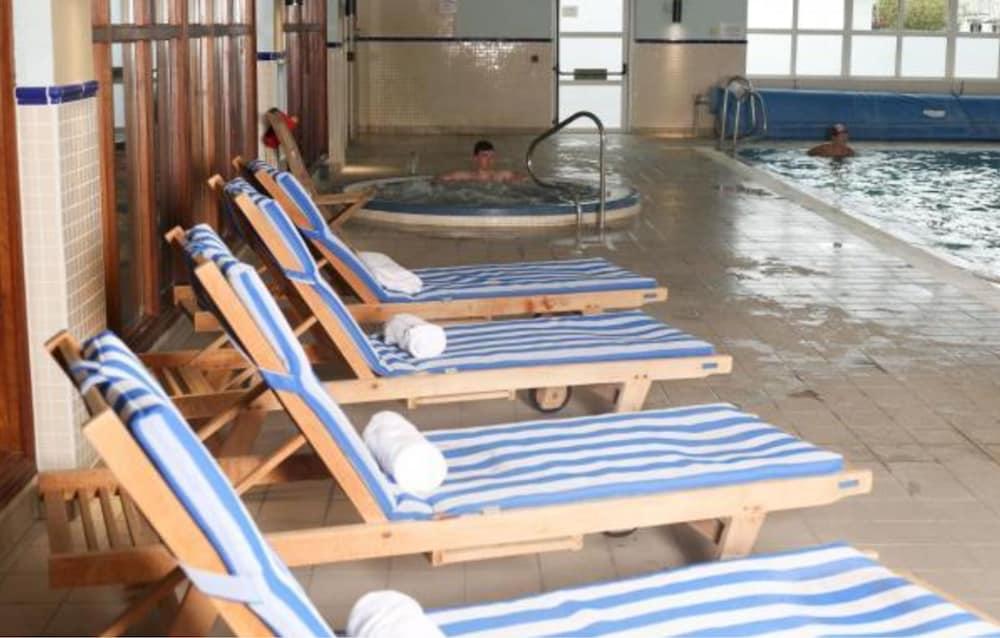 Auburn Lodge Hotel & Leisure Centre Ennis Dış mekan fotoğraf
